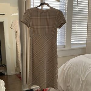 Burberry dress size 4
